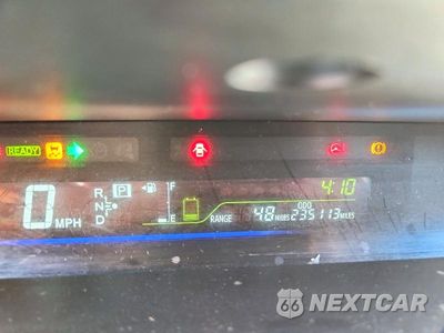 Zdjęcie 9 z 12 samochodu: 2012 TOYOTA PRIUS V THREE VIN:JTDZN3EU1C3019245 - miniatura