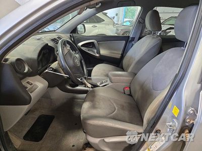 Zdjęcie 7 z 13 samochodu: 2010 TOYOTA RAV4 BASE VIN:JTMZK4DVXAD004713 - miniatura