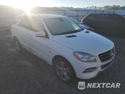 Czwarte zdjęcie samochodu z boku: 2012 MERCEDES-BENZ ML 350 4MATIC VIN:4JGDA5HB9CA031601 - miniatura