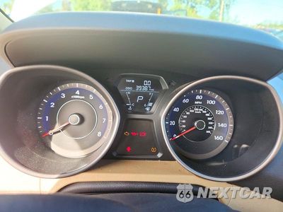 Zdjęcie 9 z 12 samochodu: 2013 HYUNDAI ELANTRA GLS VIN:5NPDH4AE0DH406445 - miniatura