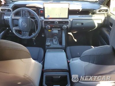 Zdjęcie 8 z 12 samochodu: 2026 TOYOTA TACOMA TRD SPORT VIN:3TMLB5JN0TM295813 - miniatura