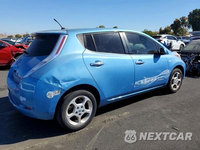 Trzecie zdjęcie samochodu z tyłu: 2012 NISSAN LEAF SV VIN:JN1AZ0CP9CT015816 - miniatura