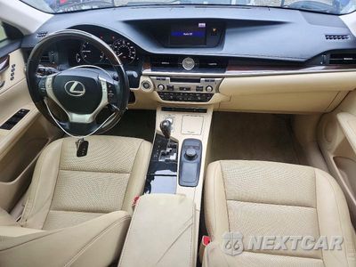 Zdjęcie 8 z 13 samochodu: 2014 LEXUS ES 350 VIN:JTHBK1GG7E2136695 - miniatura