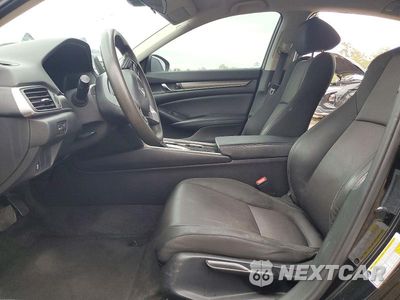 Zdjęcie 7 z 12 samochodu: 2019 HONDA ACCORD LX VIN:1HGCV1F12KA009690 - miniatura