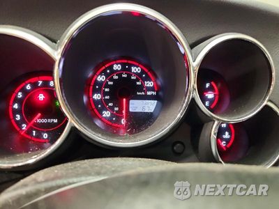 Zdjęcie 9 z 13 samochodu: 2008 TOYOTA MATRIX XR VIN:2T1KR32E08C707058 - miniatura