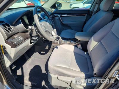 Zdjęcie 7 z 13 samochodu: 2015 KIA SORENTO LX VIN:5XYKT3A67FG627012 - miniatura