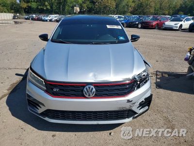 Piąte zdjęcie samochodu w środku: 2018 VOLKSWAGEN PASSAT GT VIN:1VWJM7A30JC036228 - miniatura