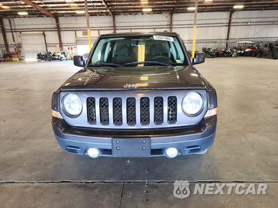 Piąte zdjęcie samochodu w środku: 2016 JEEP PATRIOT SPORT VIN:1C4NJPBA0GD727725 - miniatura