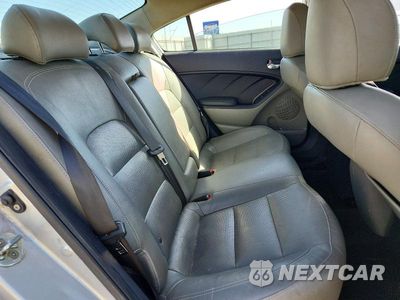 Zdjęcie 10 z 12 samochodu: 2015 KIA FORTE EX VIN:KNAFZ4A8XF5405612 - miniatura