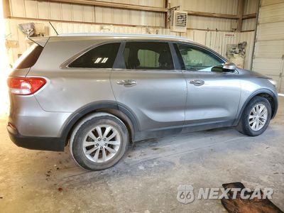 Trzecie zdjęcie samochodu z tyłu: 2017 KIA SORENTO LX V6 VIN:5XYPG4A55HG201913 - miniatura