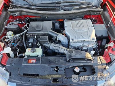 Zdjęcie 11 z 12 samochodu: 2018 MITSUBISHI OUTLANDER SE VIN:JA4J24A57JZ066634 - miniatura