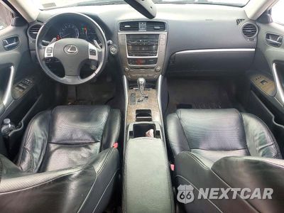 Zdjęcie 8 z 12 samochodu: 2011 LEXUS IS 250 VIN:JTHCF5C22B5048321 - miniatura