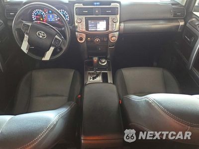 Zdjęcie 8 z 13 samochodu: 2019 TOYOTA 4RUNNER SR5 PREMIUM VIN:JTEBU5JR0K5645949 - miniatura