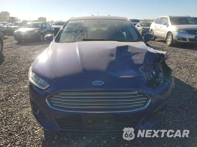 Piąte zdjęcie samochodu w środku: 2016 FORD FUSION SE VIN:1FA6P0HD7G5125139 - miniatura