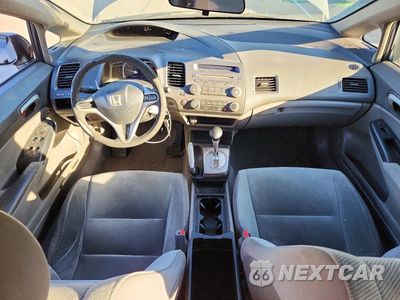 Zdjęcie 8 z 12 samochodu: 2010 HONDA CIVIC LX VIN:2HGFA1F51AH324380 - miniatura