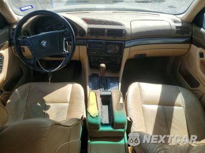 Zdjęcie 8 z 12 samochodu: 2000 BMW 740 IL VIN:WBAGH8345YDP14843 - miniatura