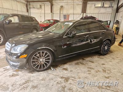 2013 MERCEDES-BENZ C 300 4MATIC WDDGF8AB9DR242658 - główne zdjęcie licytacji z USA - miniatura