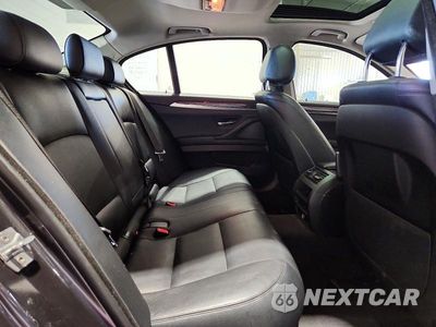 Zdjęcie 10 z 12 samochodu: 2016 BMW 528 XI VIN:WBA5A7C50GG152488 - miniatura