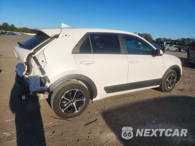 Trzecie zdjęcie samochodu z tyłu: 2026 KIA NIRO LX VIN:KNDCP3LE4T5320463 - miniatura