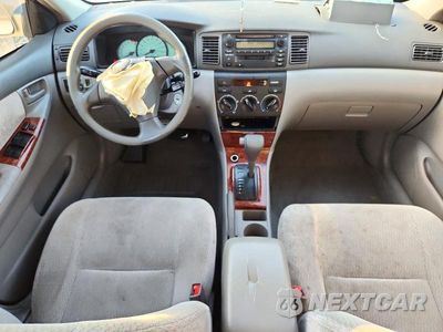 Zdjęcie 8 z 12 samochodu: 2003 TOYOTA COROLLA LE VIN:JTDBR38E832007125 - miniatura