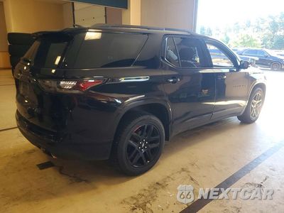 Trzecie zdjęcie samochodu z tyłu: 2018 CHEVROLET TRAVERSE PREMIER VIN:1GNEVJKW9JJ176997 - miniatura