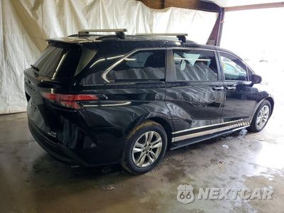 Trzecie zdjęcie samochodu z tyłu: 2022 TOYOTA SIENNA XLE VIN:5TDJSKFC3NS051508 - miniatura