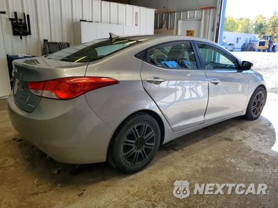 Trzecie zdjęcie samochodu z tyłu: 2012 HYUNDAI ELANTRA LIMITED VIN:KMHDH4AEXCU197859 - miniatura