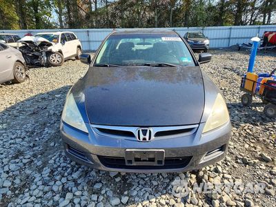 Piąte zdjęcie samochodu w środku: 2006 HONDA ACCORD LX VIN:1HGCM56426A050556 - miniatura