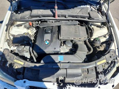 Zdjęcie 11 z 13 samochodu: 2009 BMW 335 XI VIN:WBAPL33569A404147 - miniatura
