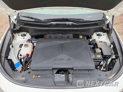 Zdjęcie 11 z 12 samochodu: 2024 KIA NIRO WIND VIN:KNDCR3L19R5103040 - miniatura