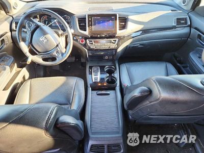 Zdjęcie 8 z 13 samochodu: 2016 HONDA PILOT TOURING VIN:5FNYF5H97GB047023 - miniatura
