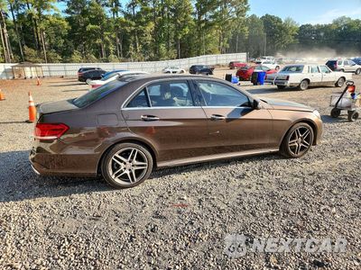 Trzecie zdjęcie samochodu z tyłu: 2016 MERCEDES-BENZ E 400 4MATIC VIN:WDDHF6HBXGB184863 - miniatura
