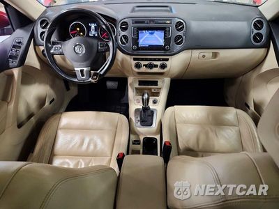 Zdjęcie 8 z 13 samochodu: 2016 VOLKSWAGEN TIGUAN S VIN:WVGAV7AX8GW056992 - miniatura
