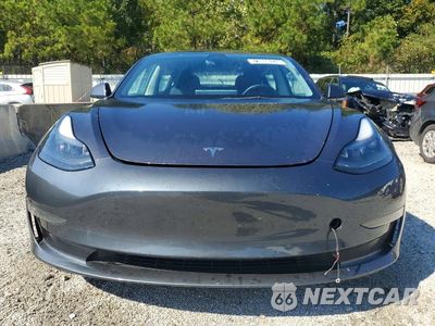 Piąte zdjęcie samochodu w środku: 2023 TESLA MODEL 3 VIN:5YJ3E1EA1PF435871 - miniatura