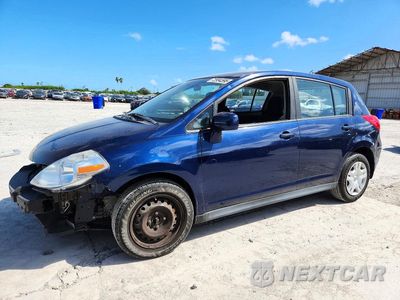 2012 NISSAN VERSA 1.8 S 3N1BC1CP7CK813236 - główne zdjęcie licytacji z USA - miniatura