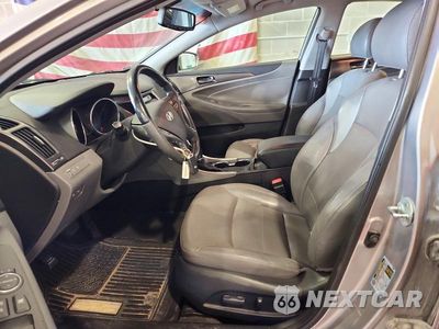Zdjęcie 7 z 12 samochodu: 2012 HYUNDAI SONATA HYBRID VIN:KMHEC4A48CA036180 - miniatura