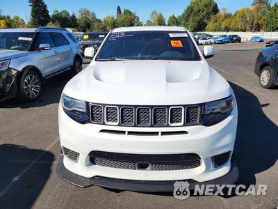 Piąte zdjęcie samochodu w środku: 2018 JEEP GRAND CHEROKEE TRACKHAWK VIN:1C4RJFN97JC318213 - miniatura