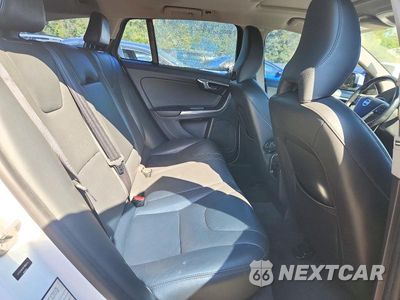 Zdjęcie 10 z 12 samochodu: 2015 VOLVO V60 PREMIER VIN:YV140MEB2F1200474 - miniatura