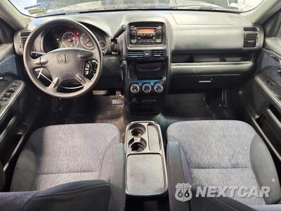 Zdjęcie 8 z 12 samochodu: 2006 HONDA CR-V LX VIN:JHLRD78546C043738 - miniatura