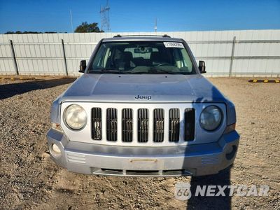 Piąte zdjęcie samochodu w środku: 2010 JEEP PATRIOT LIMITED VIN:1J4NF4GB0AD505334 - miniatura