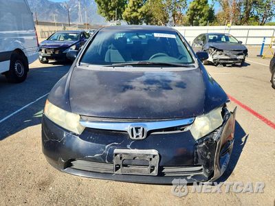 Piąte zdjęcie samochodu w środku: 2008 HONDA CIVIC LX VIN:2HGFA16528H304715 - miniatura