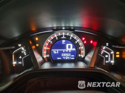Zdjęcie 9 z 13 samochodu: 2019 HONDA CR-V LX VIN:2HKRW5H3XKH419948 - miniatura