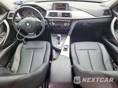 Zdjęcie 8 z 13 samochodu: 2016 BMW 320 I VIN:WBA8E1G53GNU12175 - miniatura