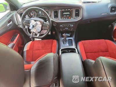 Zdjęcie 8 z 13 samochodu: 2022 DODGE CHARGER SCAT PACK VIN:2C3CDXGJ2NH136050 - miniatura