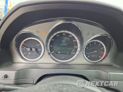 Zdjęcie 9 z 13 samochodu: 2009 MERCEDES-BENZ C 300 4MATIC VIN:WDDGF81XX9R082972 - miniatura
