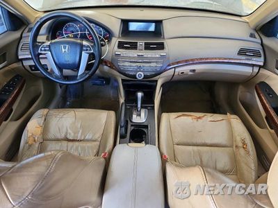 Zdjęcie 8 z 12 samochodu: 2009 HONDA ACCORD EXL VIN:1HGCP368X9A020014 - miniatura