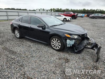Czwarte zdjęcie samochodu z boku: 2019 TOYOTA CAMRY LE VIN:4T1B11HK0KU734288 - miniatura