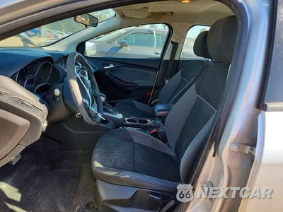 Zdjęcie 7 z 12 samochodu: 2014 FORD FOCUS SE VIN:1FADP3F25EL261062 - miniatura