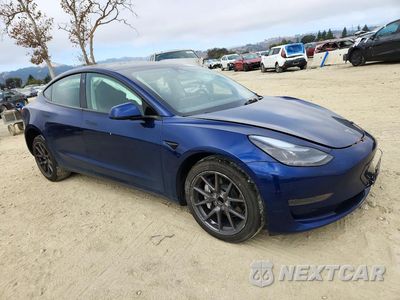 Czwarte zdjęcie samochodu z boku: 2023 TESLA MODEL 3 VIN:5YJ3E1EA7PF714483 - miniatura