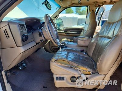 Zdjęcie 7 z 13 samochodu: 2000 FORD EXCURSION XLT VIN:1FMNU41S3YEC69721 - miniatura